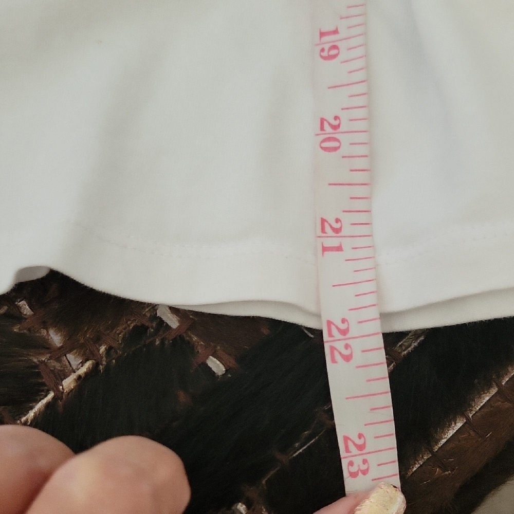 Michael Kors Womens White Tee with Black Trim and Daisy Sparkle Logo - Picture 7 of 9